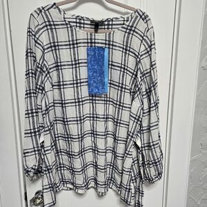 Lane Bryant White and Navy Plaid Long Sleeve Tunic
